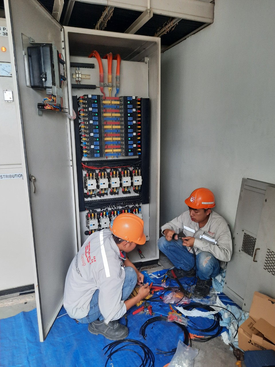 nha thau co dien vinh long